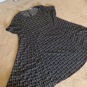 Black and white flowy dress (Lush brand)